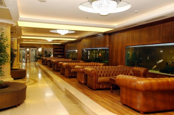 White Gold Hotel *****