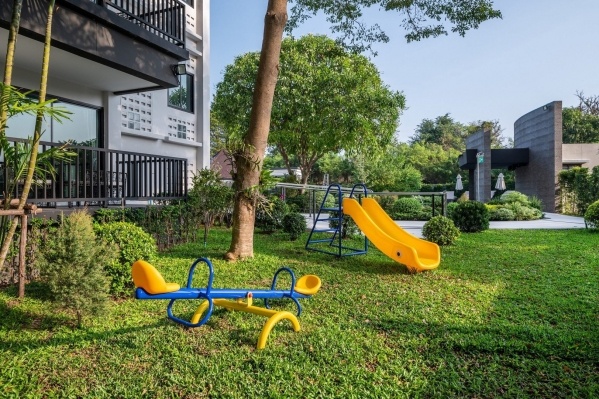 Manhattan Pattaya Hotel - 6 éjszakás