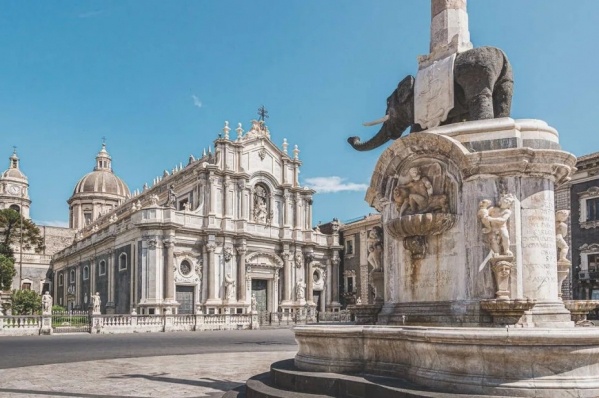 Csoportos hajóút: Costa-val az olasz csizma sarkáig