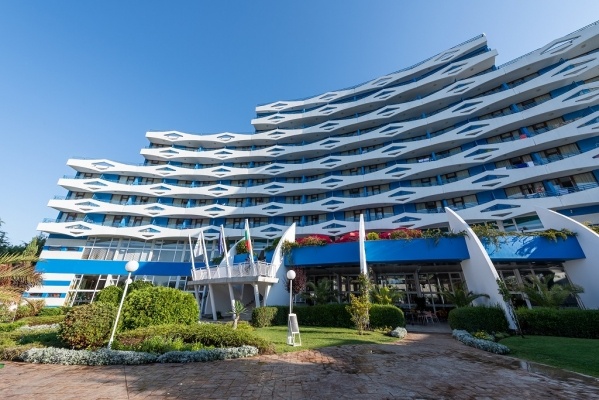 Hotel Trakia Plaza & Apartman****- AI, egyénileg