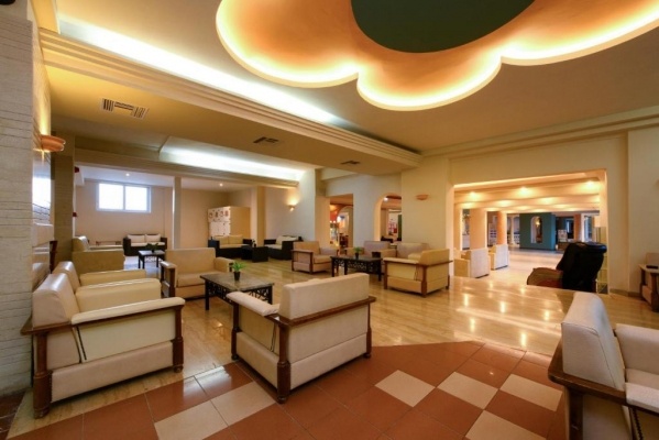 Potamaki Beach Hotel ***