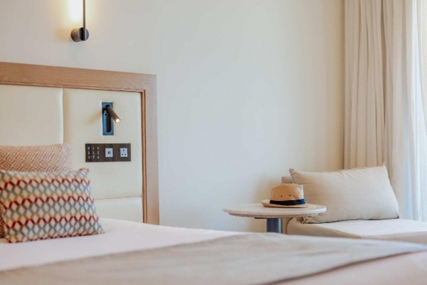 Golden Coast Beach Hotel ****