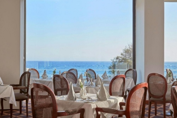 Grecian Bay Hotel *****