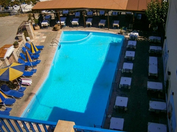 Charlot Apartman