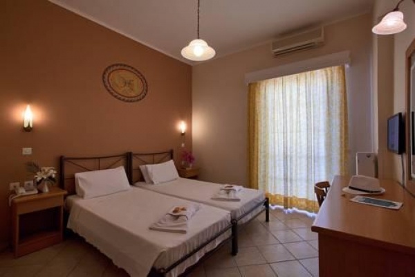 Hotel Epidavria***-RE/TOLO, egyénileg