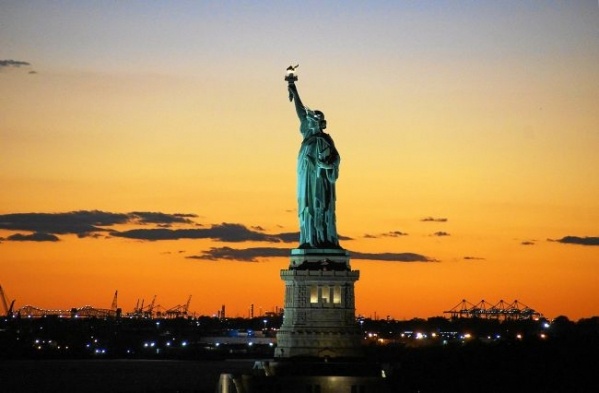 New York őszi pompában - csoportos városlátogatás magyar idegenvezetővel 2026.10.22-28.
