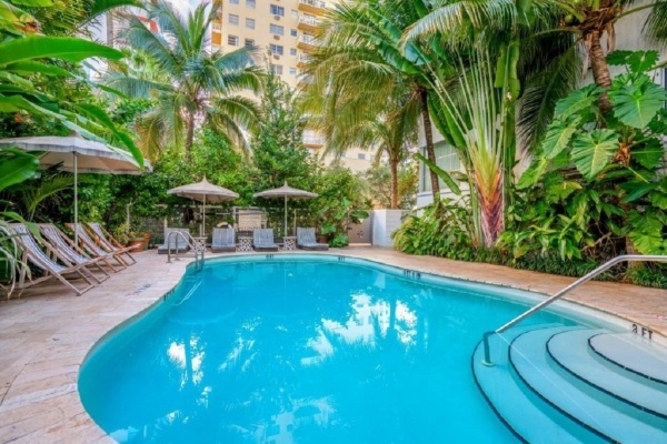 Hotel Trouvail Miami Beach - 14 éjszakás
