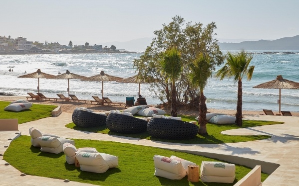 DOMES NORUZ CHANIA, AUTOGRAPH COLLECTION *****
