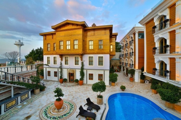 Seven Hills Palace and Spa - 4 éjszakás