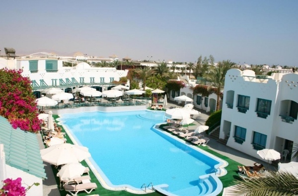 FALCON HILLS *** Sharm El Sheikh repülővel