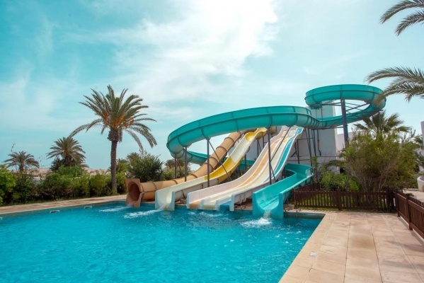 FIESTA BEACH CLUB ****