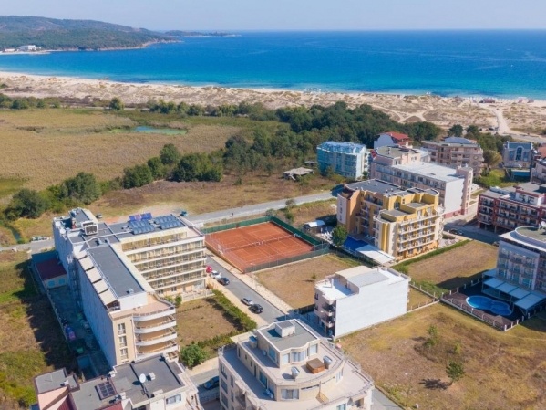Plamena Palace