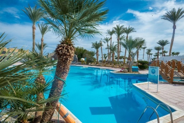 SHAMS SAFAGA ABU SOMA **** Soma Bay repülővel