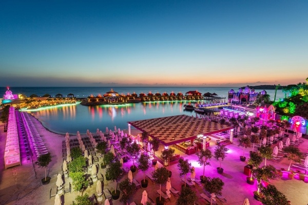 CRATOS PREMIUM HOTEL *****