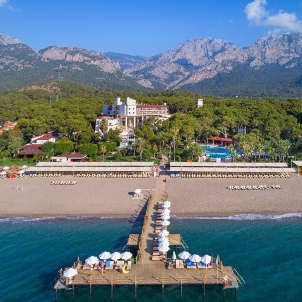 Seven Seas Hotel Life***** - UAI, repülővel