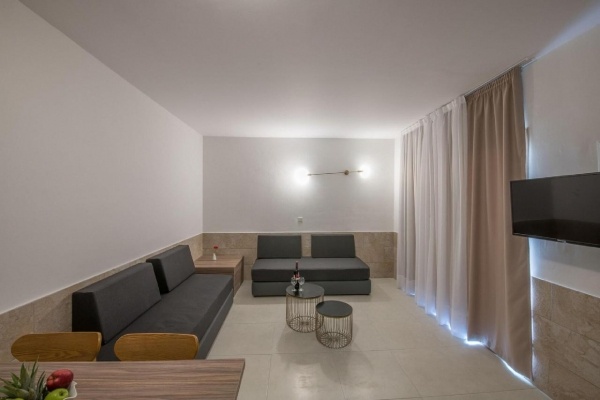 Electra Beach Holiday Village ***