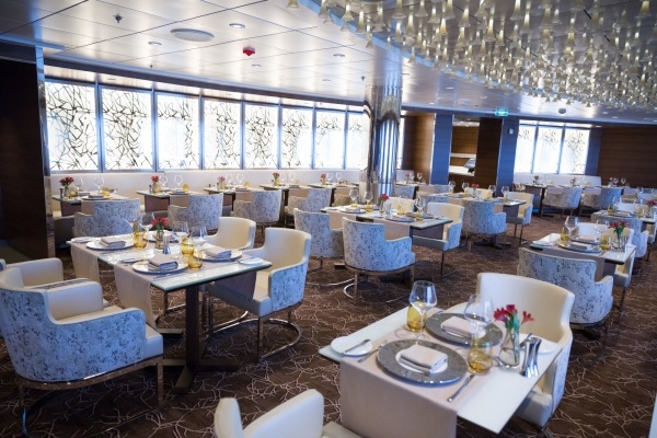 JAPÁN GIOTA FESZTIVÁL ALATT, Celebrity Millennium