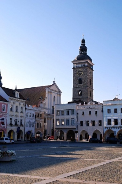 DÉL-CSEHORSZÁGI KASTÉLYTÚRÁK ÉS DÉL-BOHÉMIÁBAN HAJÓVAL A MOLDVÁN - Morva karszt vidék-Kutna Hora-Český Šterberk-Hluboká-Ceský Krum