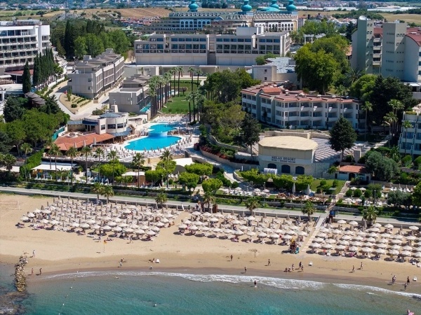 Club Melas Prive***** - UAI, repülővel