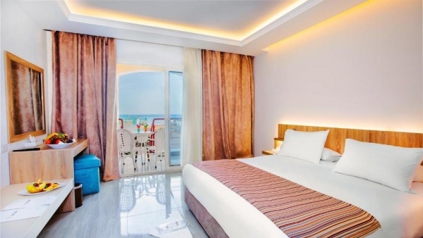 Hotel Titanic Beach Spa&Aquapark ****