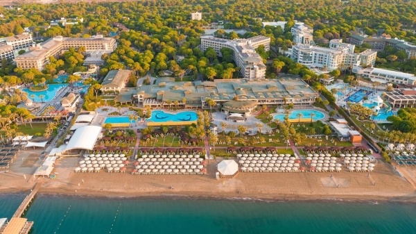 Pine Beach Resort *****