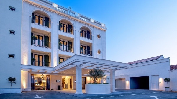 Hotel Riva by Aycon