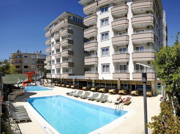 Bonapart Sealine Suit Hotel ***