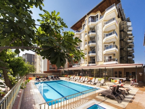 Kleopatra Ada Beach Hotel ****