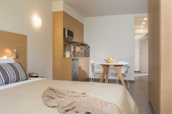 Sundance Apartments & Suites ****, Görögország