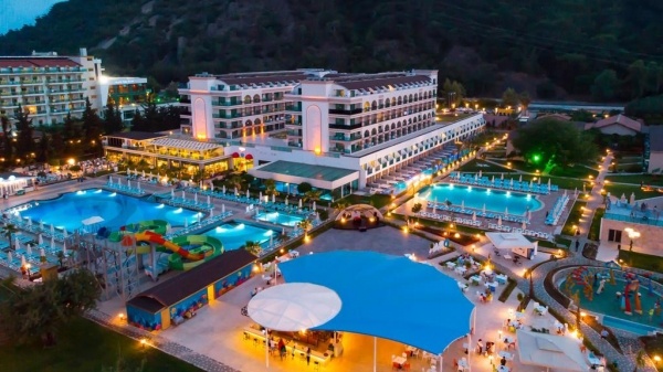 Dosinia Luxury Resort *****