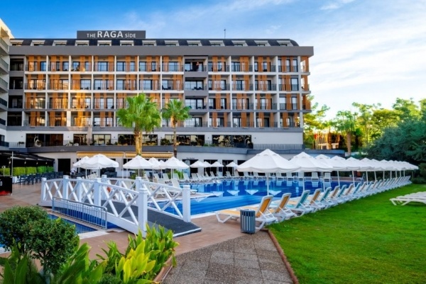 The Raga Hotel Side***** - UAI, repülővel
