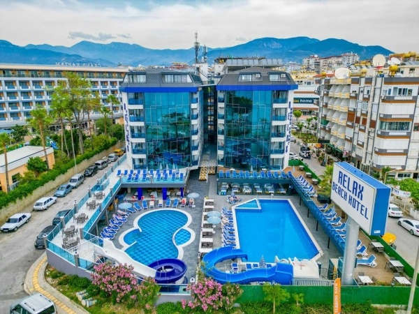 Relax Beach Hotel ****