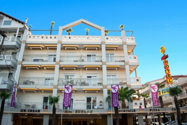 Hotel Europa ***+ - FP, busszal