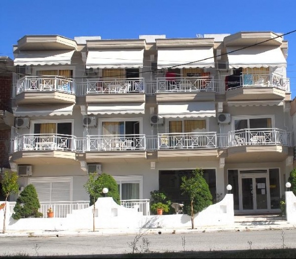 Zeus Apartmanház, egyénileg
