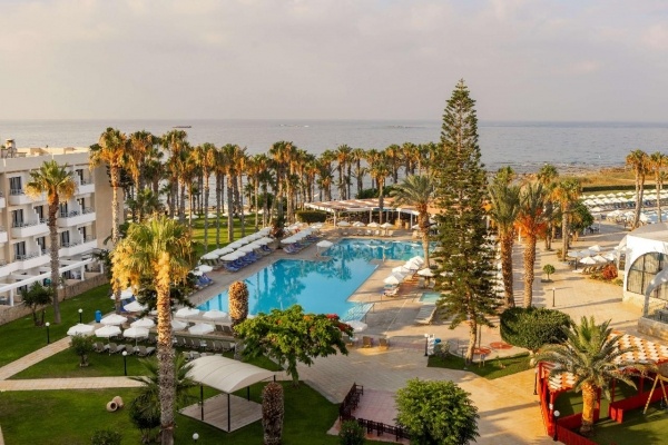 Louis Phaethon Beach Hotel ****