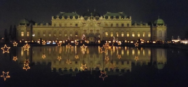 Advent Bécsben: a Schönbrunn-i kastély és szabadprogram rövid városnézéssel