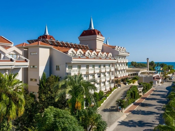 Aydinbey Famous Resort *****