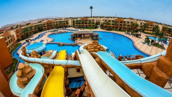Regency Plaza Aqua Park And Spa