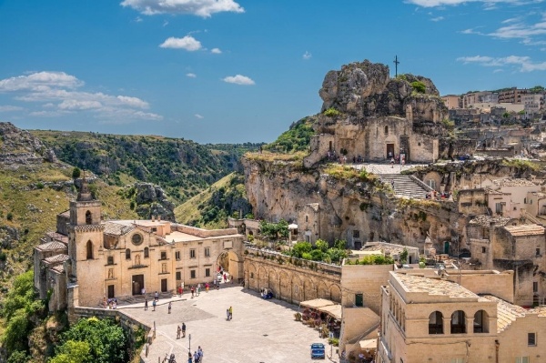 APULIA (REPÜLŐVEL)