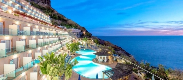 Mogan Princess & Beach Club