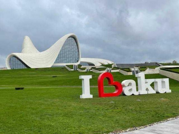 Hosszú hétvége Bakuban