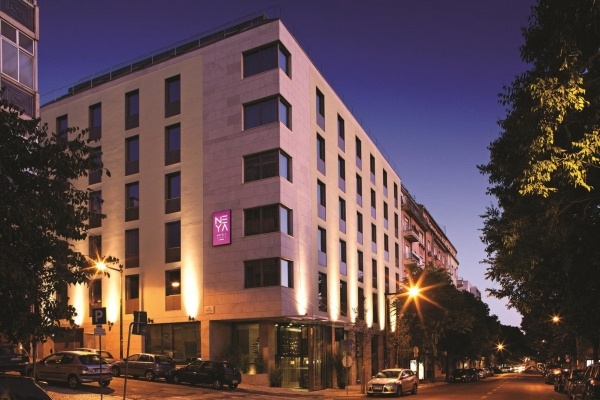 Neya Lisboa Hotel - 14 éjszakás