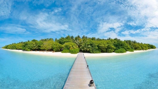 Royal Island Resort