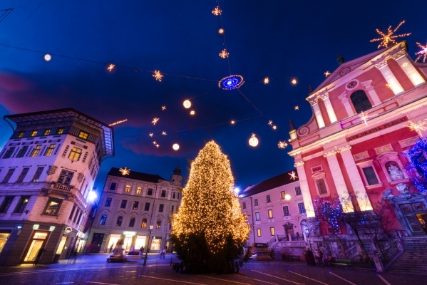 ADVENT SZLOVÉNIÁBAN ÉS OLASZORSZÁGBAN
