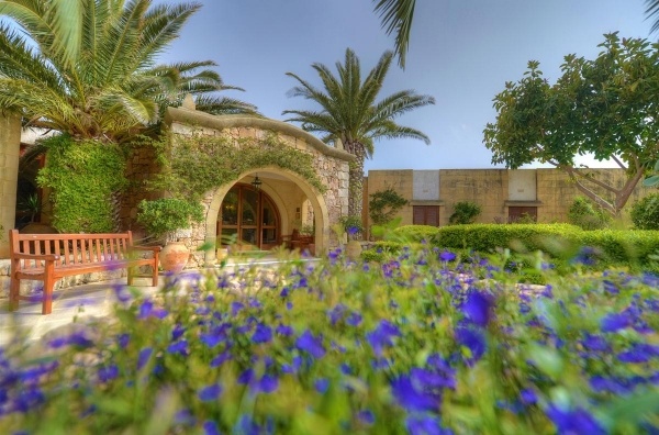 Ta Cenc Hotel *****