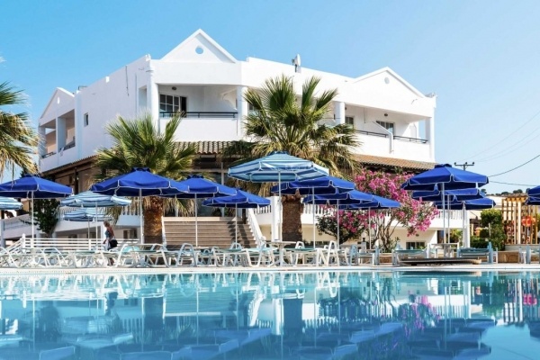 Elvita Plus Hotel