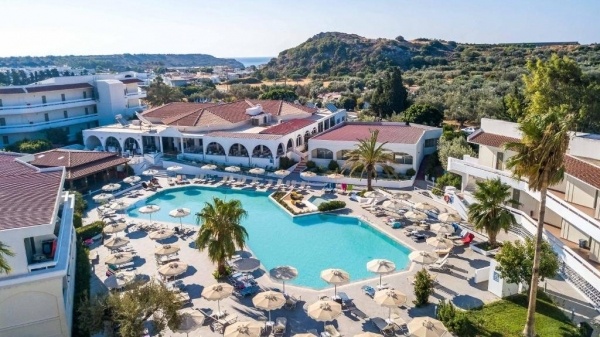 Nirides Beach Hotel