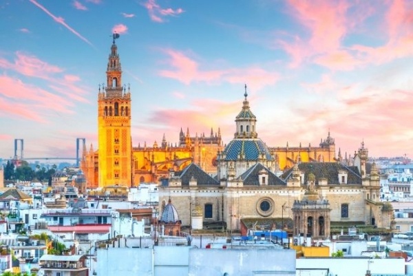 Sevilla és környéke - andalúziai csoportos csillagtúra magyar idegenvezetéssel  2027.04.28.-05.02.