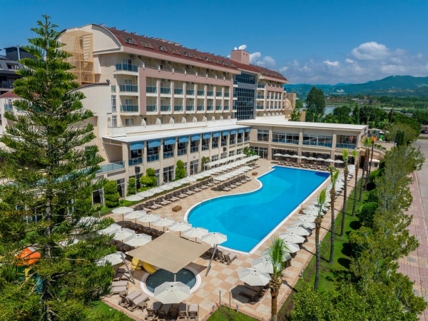 Solivia Hotel (Ex:Hotel Titan Select) *****