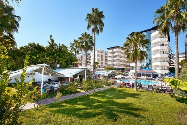 Elysee Beach Hotel ***